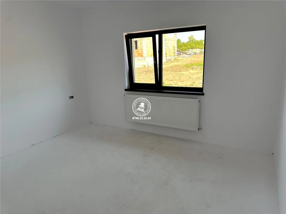 Casa de vanzare 4 camere, Tomesti - Iasi - foto 14