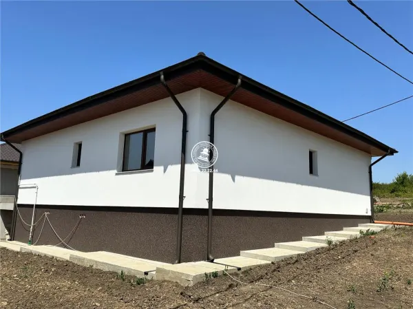 Casă 4 camere Tomești - poza 5
