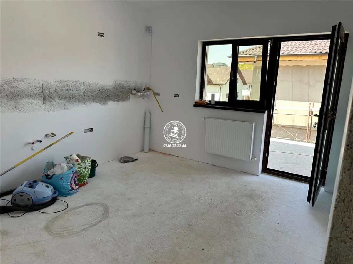 Casa de vanzare 4 camere, Tomesti - Iasi - foto 8