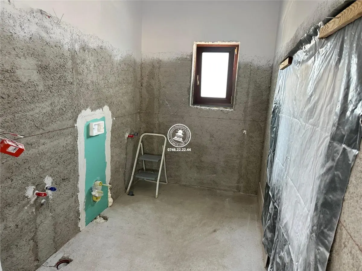 Casa de vanzare 4 camere, Tomesti - Iasi - foto 10