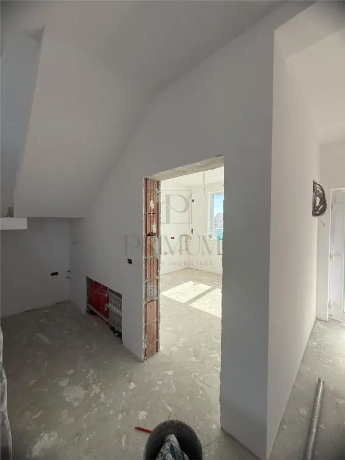 MOSNITA NOUA - 4 CAMERE - BUCATARIE INCHISA - LIVING SPATIOS - foto 4