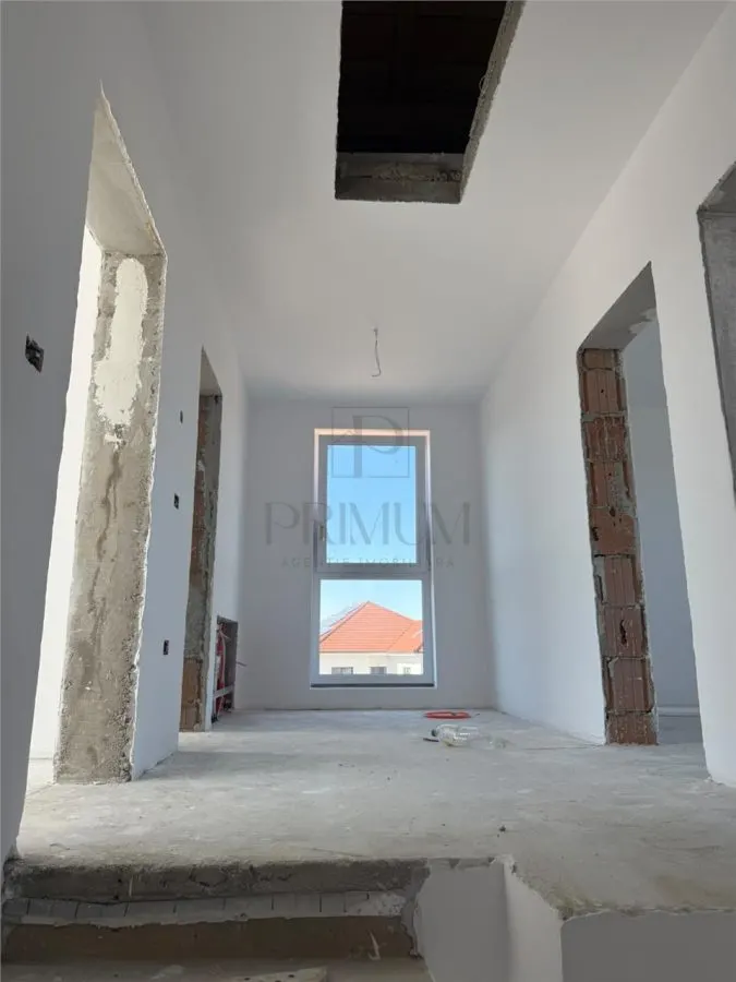 MOSNITA NOUA - 4 CAMERE - BUCATARIE INCHISA - LIVING SPATIOS - foto 6
