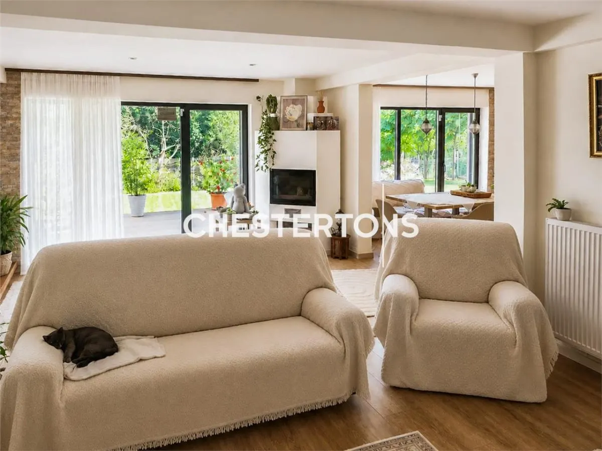 Vila individuala Branesti, 6 camere, vedere directa catre padure - foto 7