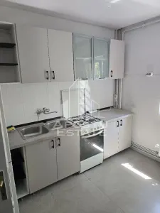 Apartament cu 3 camere,Simion Barnutiu - foto 4