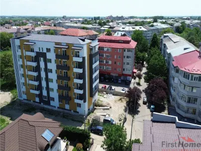 Sp com 277 mp, se poate inchiria si jumatate, bl nou, Lic Unirea - Focsani