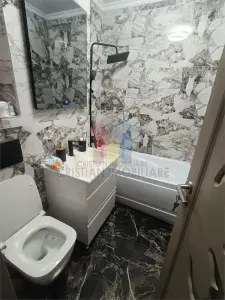 Vezi Video! Mobilata si Utilata! Garsoniera, Etaj 2, zona Dorobanti - foto 2