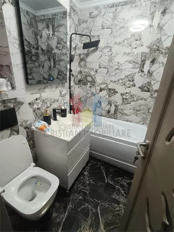 Vezi Video! Mobilata si Utilata! Garsoniera, Etaj 2, zona Dorobanti - foto 2
