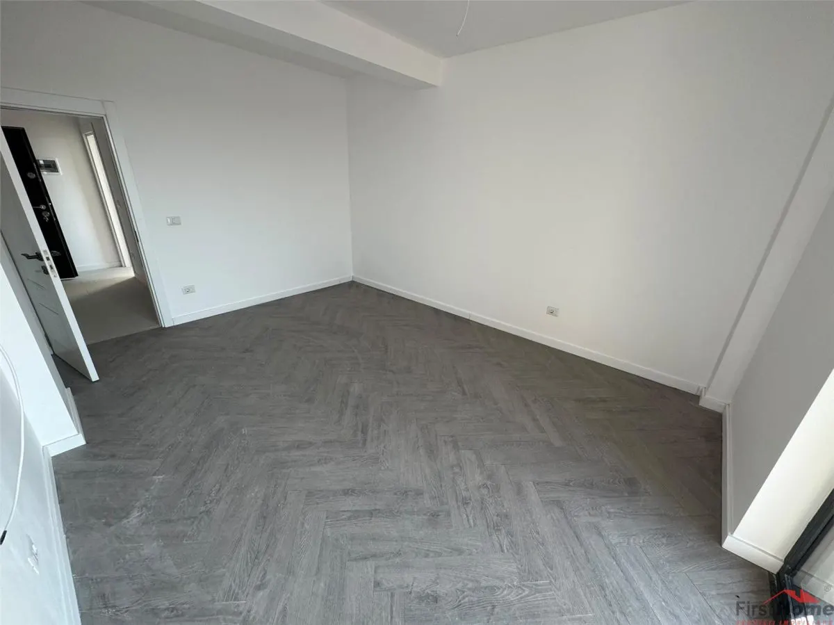 Garsoniera bloc nou, parcare inclusa, etaj 3 cu lift - foto 3