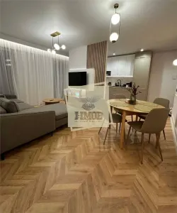Apartament lux 3 camere 2 bai 3 balcoane 2 parcari si piscina - Sibiu