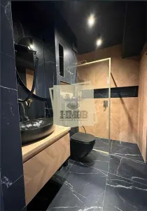 Apartament lux 3 camere 2 bai 3 balcoane 2 parcari si piscina - foto 3