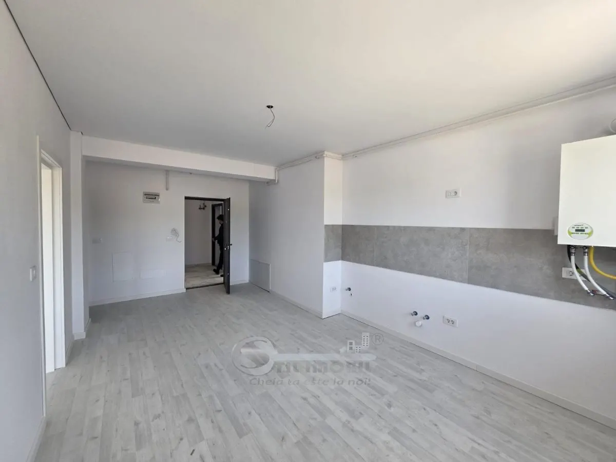 Liber, apartament 2 camere Bucium Visan, bloc intabulat, etaj intermediar - foto 5