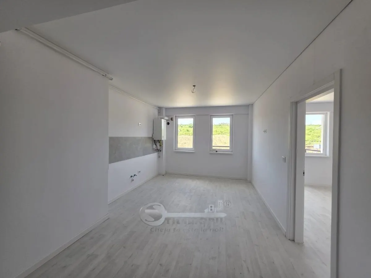 Liber, apartament 2 camere Bucium Visan, bloc intabulat, etaj intermediar - foto 7
