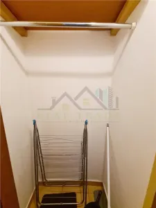 Garsoniera etaj intermediar, mobilata si utilata, zona Garii - foto 10