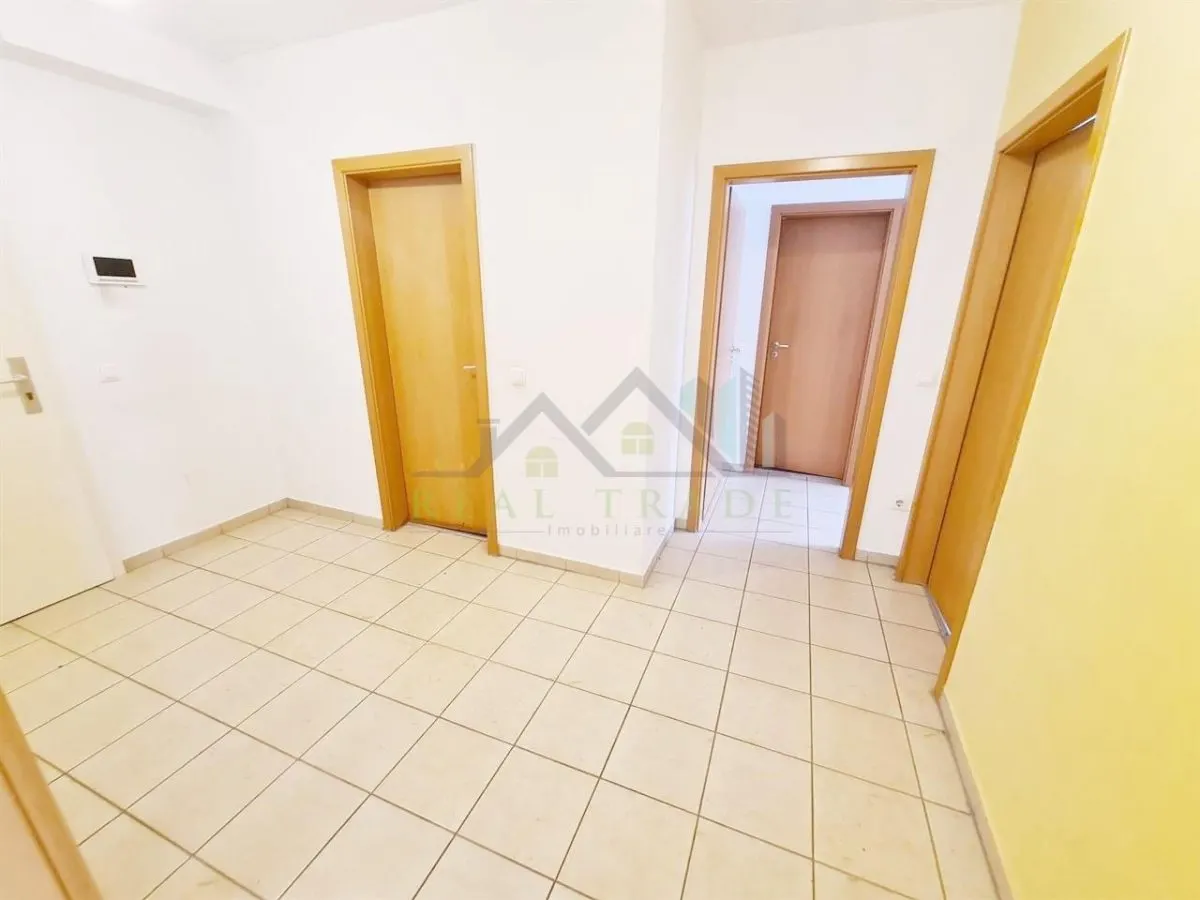 Apartament 3 camere, parcare proprie,  Avantgarden 1 - foto 8