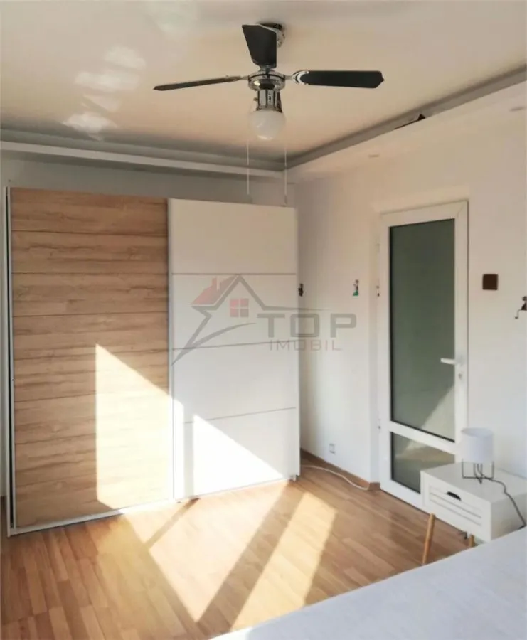 Inchiriere  Apartament cu 2 camere Podu Ros- Palas - foto 7