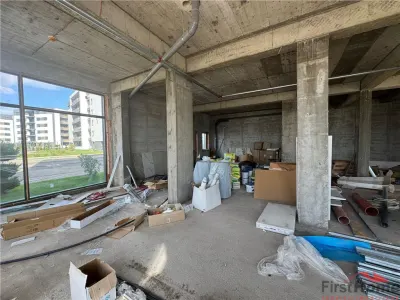Sp com 195 mp, 7 locuri de parcare, 4 intrari, zona de Nord, bloc nou - foto 11