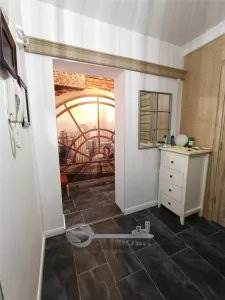 GARSONIERA TATARASI DOI BAIETI 42000 EURO - Iasi