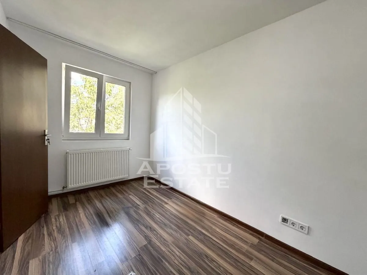 Apartament 2 camere de vanzare, etaj 3, zona Sagului - foto 3
