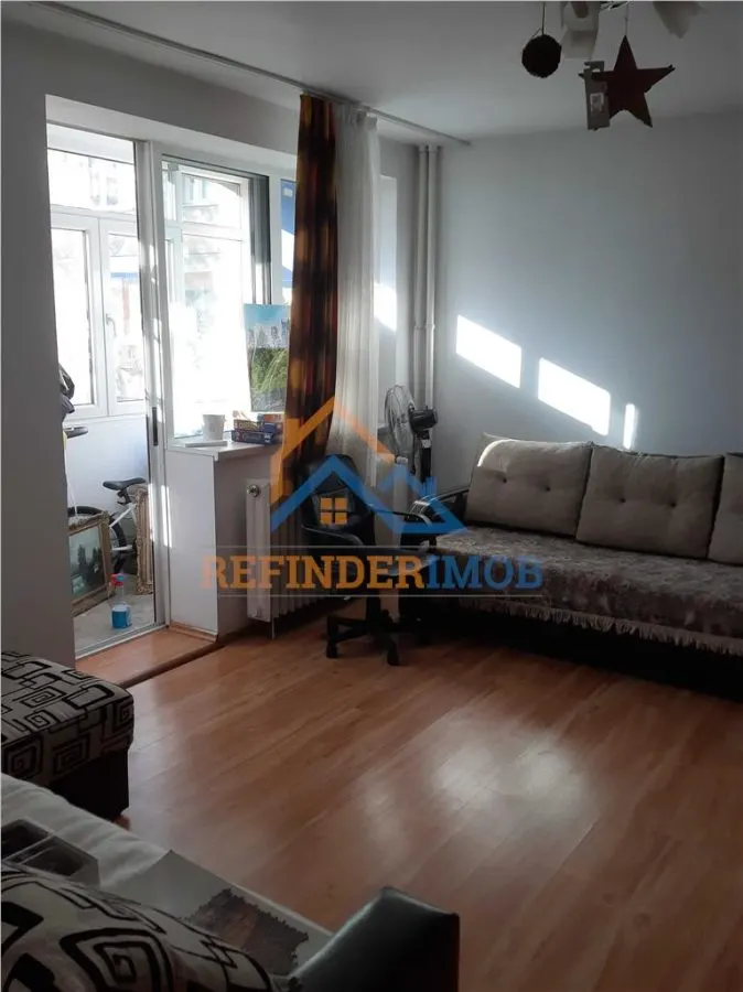 Apartament de vanzare cu 2 camere, zona Dristor - foto 1