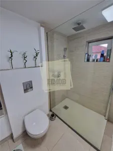 Apartament modern pe 2 niveluri 4 camere 2 bai si 82.4 mpu in Sibiu - foto 12