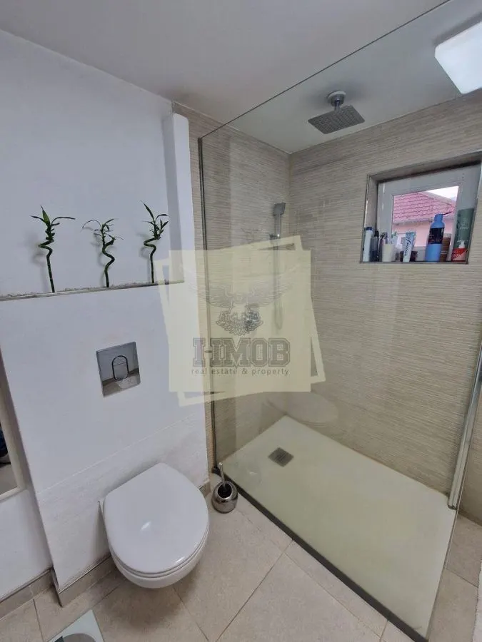 Apartament modern pe 2 niveluri 4 camere 2 bai si 82.4 mpu in Sibiu - foto 4