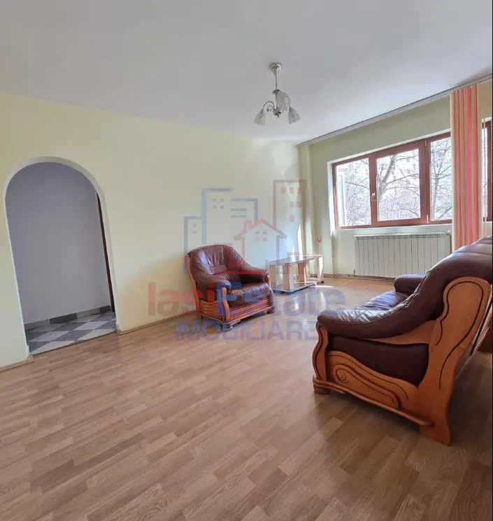 Apartament 3 camere Podu Ros - foto 4