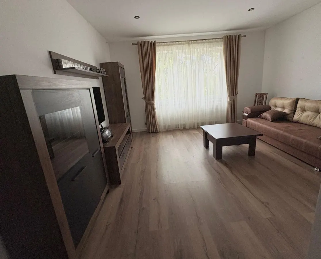 Apartament 2 camere ,Centrul Civic-AFI,mobilat utilat nou,550 Euro - foto 2