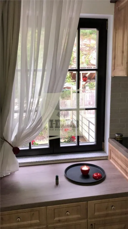 Casa individuala 5 camere 4 bai garaj pivnita si panouri solare in Cisnadioara - foto 7