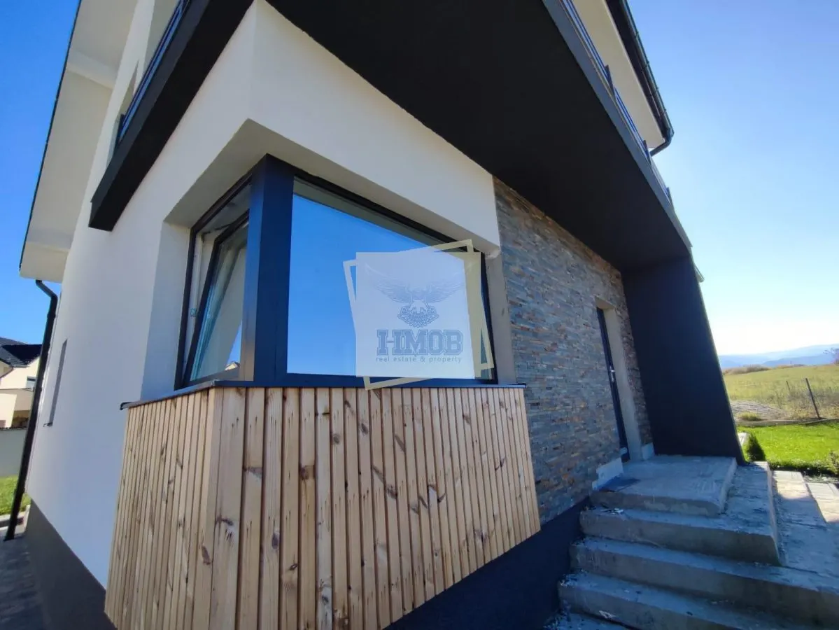 Casa moderna 5 camere teren 490 mp terasa acopertia in Cristian - foto 4