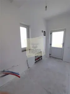 Casa moderna 5 camere teren 490 mp terasa acopertia in Cristian - foto 8
