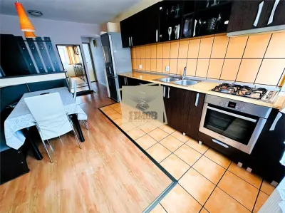 Apartament 3 camere 70 mp utili Vasile Aaron - foto 5