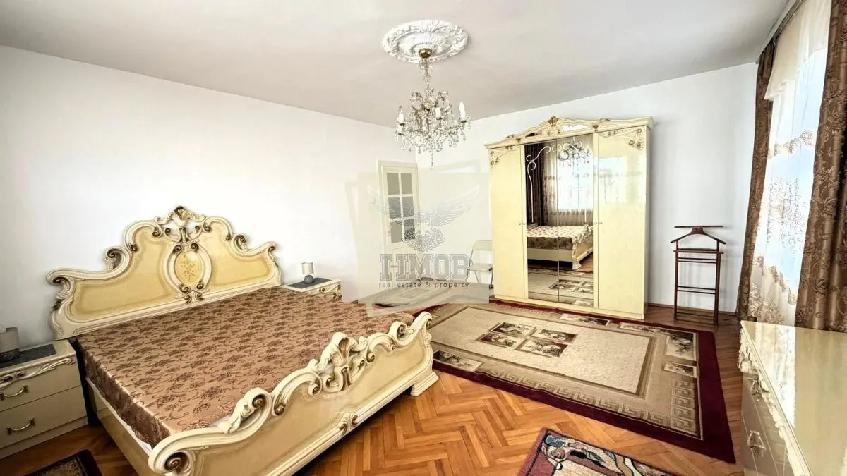 Apartament la Casa 3 Camere 140 Mpu | Terasa 60 mp in Strand - foto 1