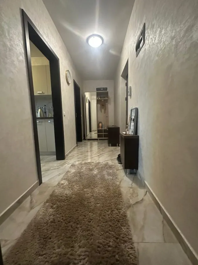 APARTAMENT 1 CAM DECOMANDAT BLOC NOU MOBILAT SI UTILAT VALEA LUPULUI - foto 1