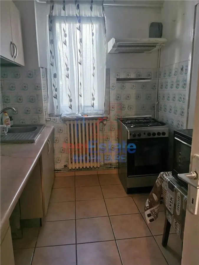 Apartament 2 camere de vanzare in Podu Ros - 52 mp, etaj 2 - foto 3
