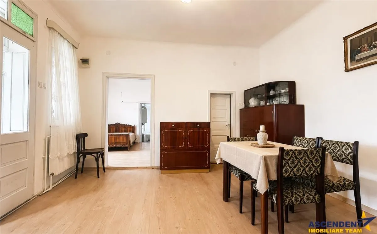Casa 3 camere, cota teren 446 mp, garaj, terasa, pivnita, Unirii, Targu Mures - foto 5
