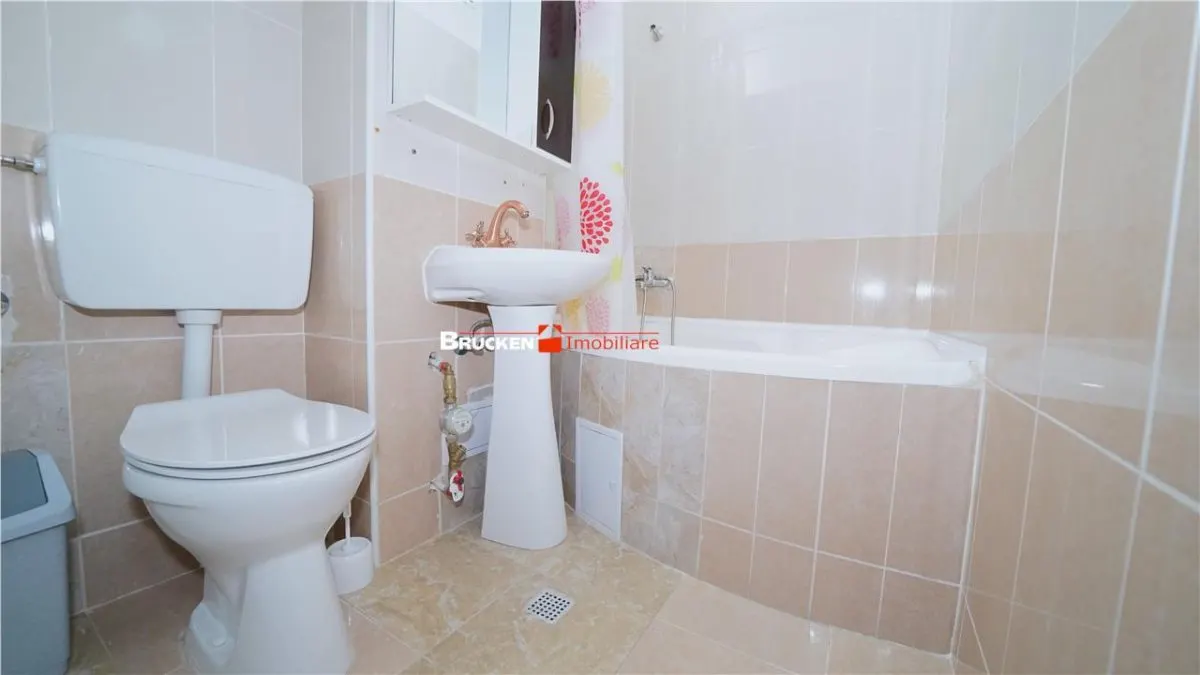 Apartament ultracentral | 4 camere | Promenada Crisului | Garaj inclus - foto 15