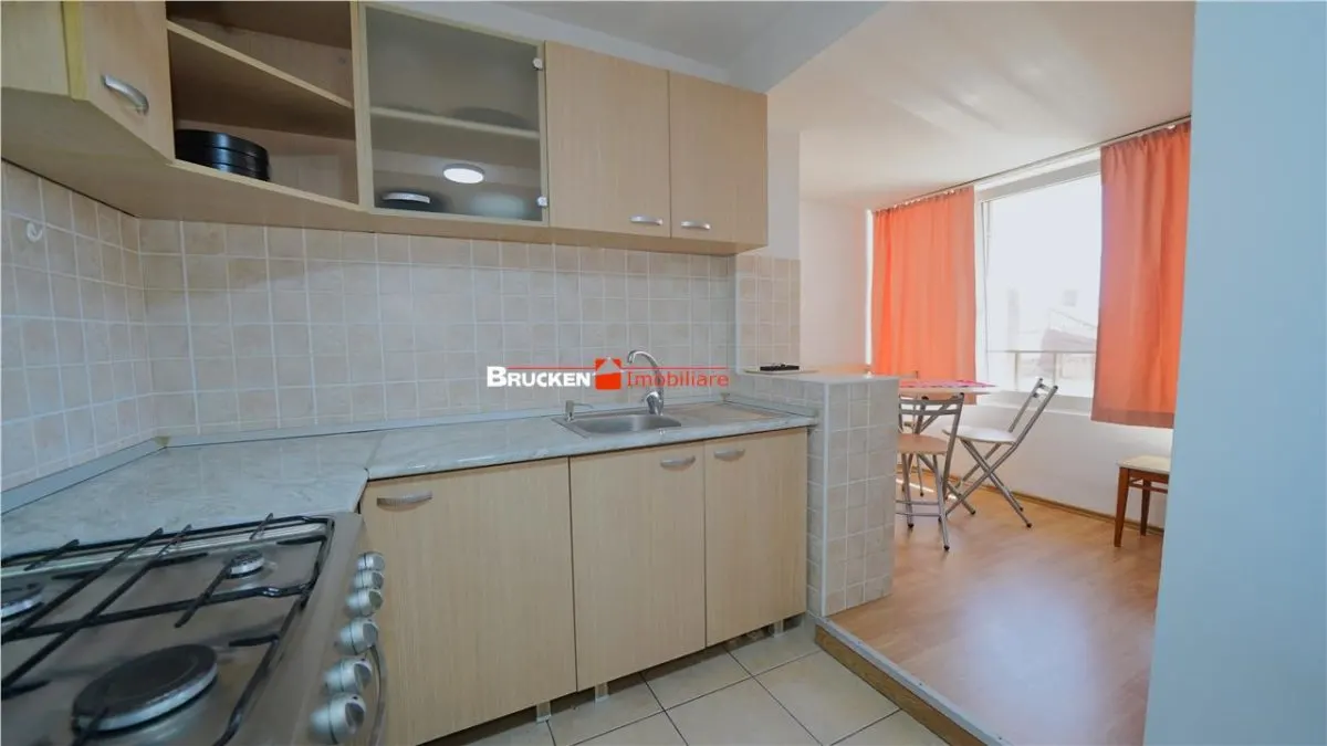 Apartament ultracentral | 4 camere | Promenada Crisului | Garaj inclus - foto 6