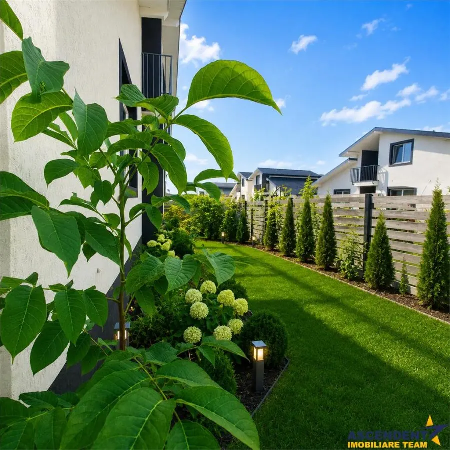 Casa la pret de apartament, curte individuala, terasa, toate utilitatile, Izvor-Tarlungeni, Brasov - foto 1