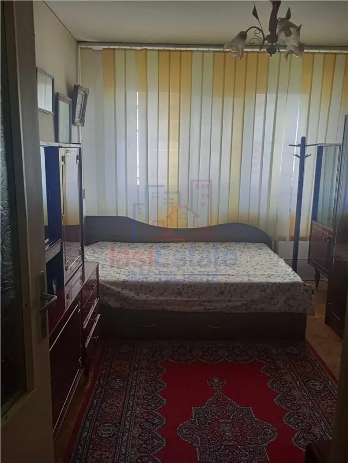 Apartament 2 camere de vanzare in Podu Ros - 46 mp, decomandat - foto 2