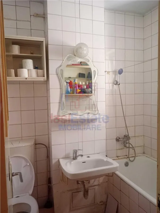 Apartament 2 camere de vanzare in Podu Ros - 46 mp, decomandat - foto 8