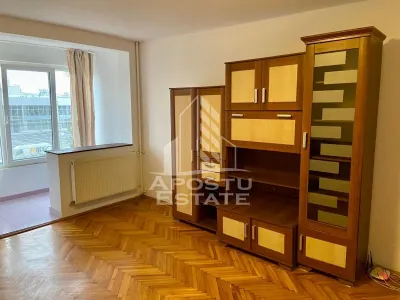 Apartament 1 camera de vanzare, zona Circumvalatiunii, Timisoara - Timisoara