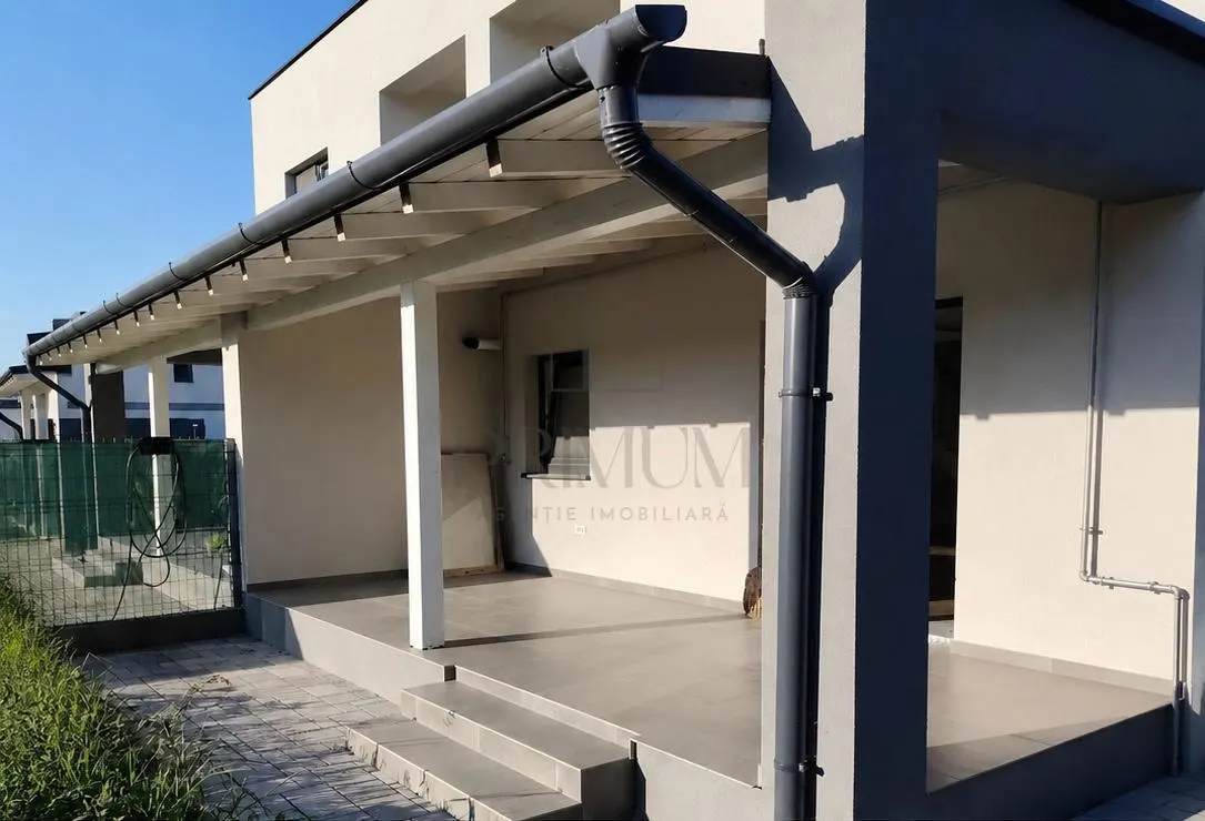 MOSNITA DOUA -DUPLEX PE ETAJ -SPATIOS - foto 1