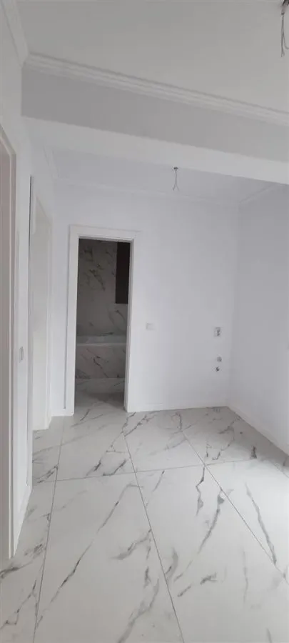 Ap. 3 camere 2bai + terasa zona Rediu - foto 9