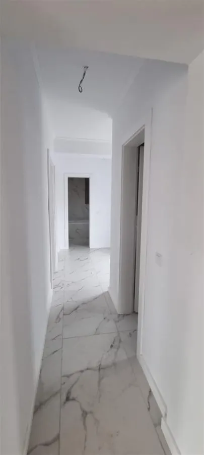 Ap. 3 camere 2bai + terasa zona Rediu - foto 10