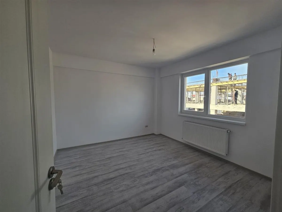 Apartament 3 camere - 85mp - foto 3