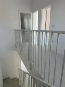 MOSNITA -ZONA EXCELENTA - 4 CAMERE -DUPLEX - foto 3
