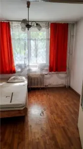 RECO Apartament 3 camere la parter 65 mp Zona Nufarul, Ideal locuinta, cabinet sau birou - foto 2
