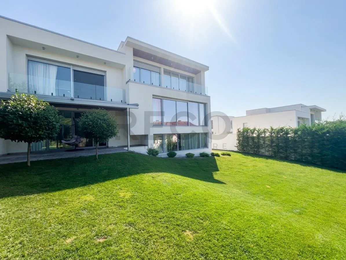RECO Vila premium cu panorama-Oradea, str Caisilor - foto 19
