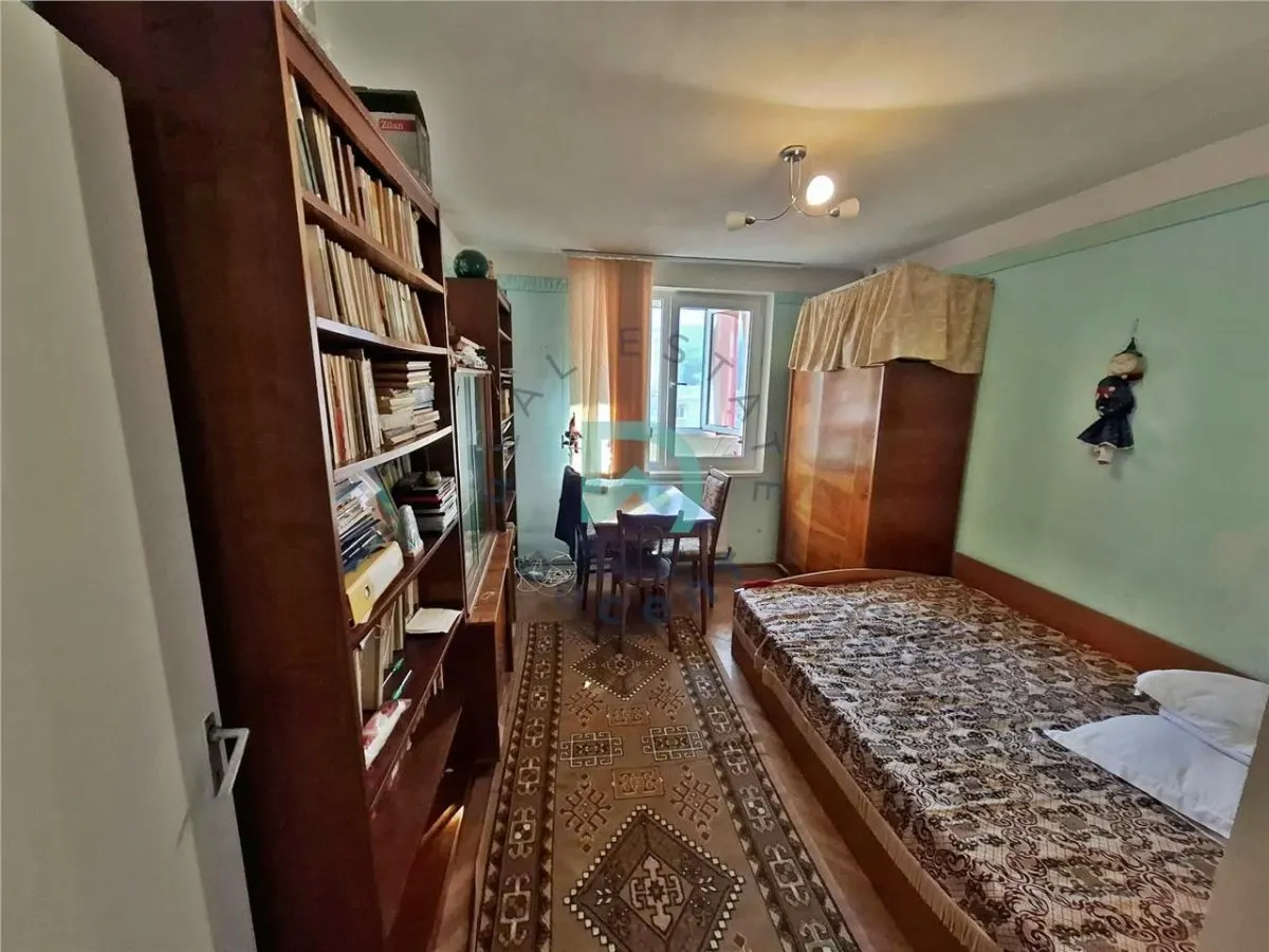 Apartament  3 camere Astra, 65mp., intermediar, Brasov - foto 3