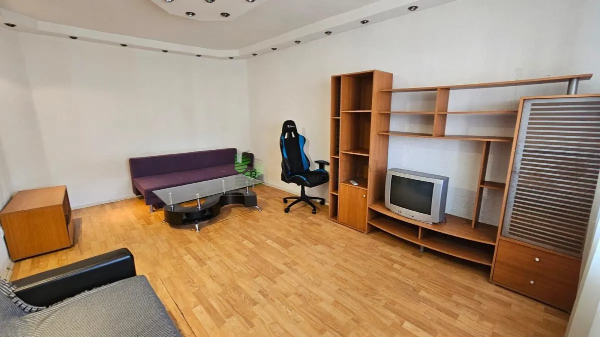 Apartament 2 camere Centrul Civic,decomandat,110000 Euro - foto 1